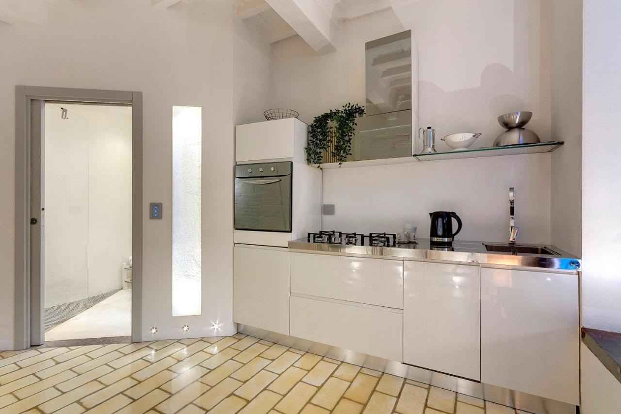 Mamo Florence - Victor Apartment ภายนอก รูปภาพ