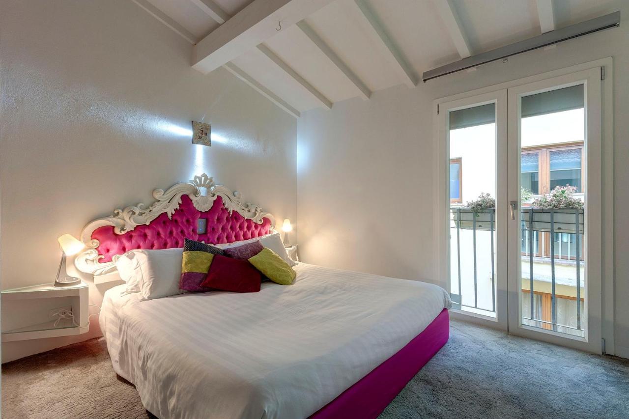 Mamo Florence - Victor Apartment ภายนอก รูปภาพ